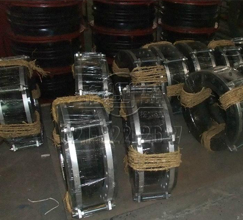 大口徑橡膠接頭發(fā)貨圖